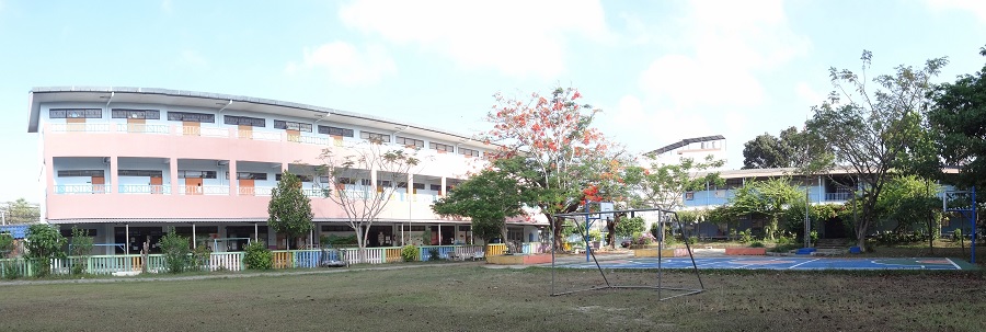 บริเวณภายในโรงเรียน